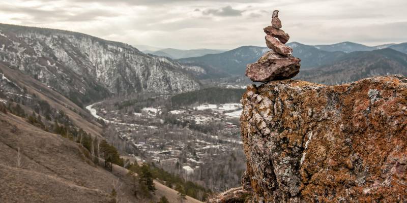 Торгашинский хребет